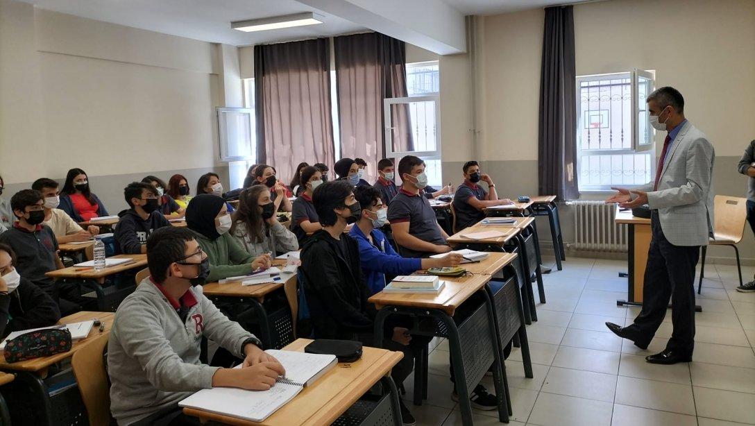  İlçe Milli Eğitim Müdürümüzün Piri Reis Anadolu Lisemizi Ziyareti