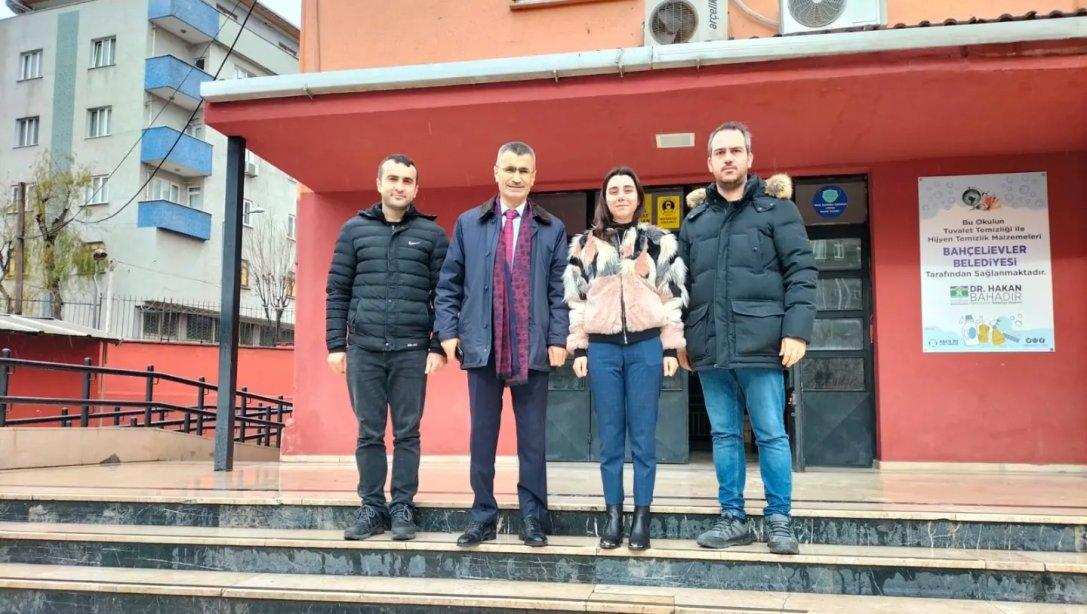 İlçe Millî Eğitim Müdürümüz Emin Çıkrıkçı'nın Vali Recep Yazıcıoğlu Ortaokulumuzu Ziyareti 