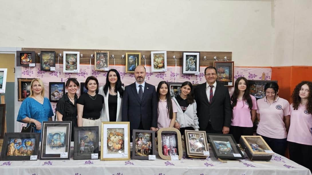 KULELİ ORTAOKULU RESİM SERGİSİ